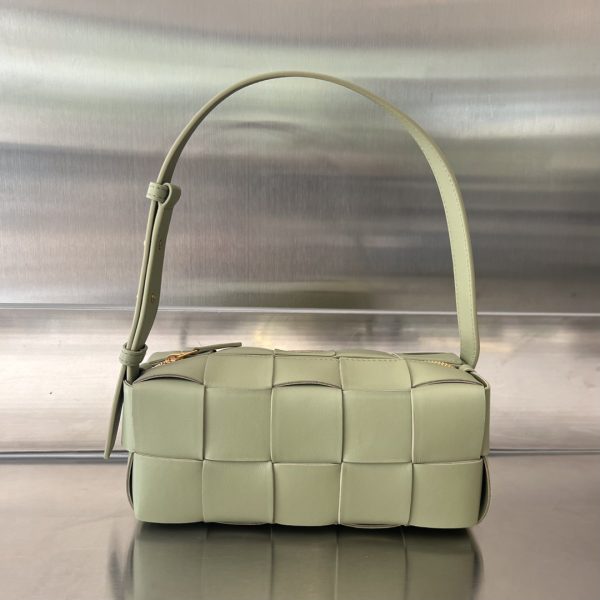 Bottega Veneta Cassette Brick — réplique