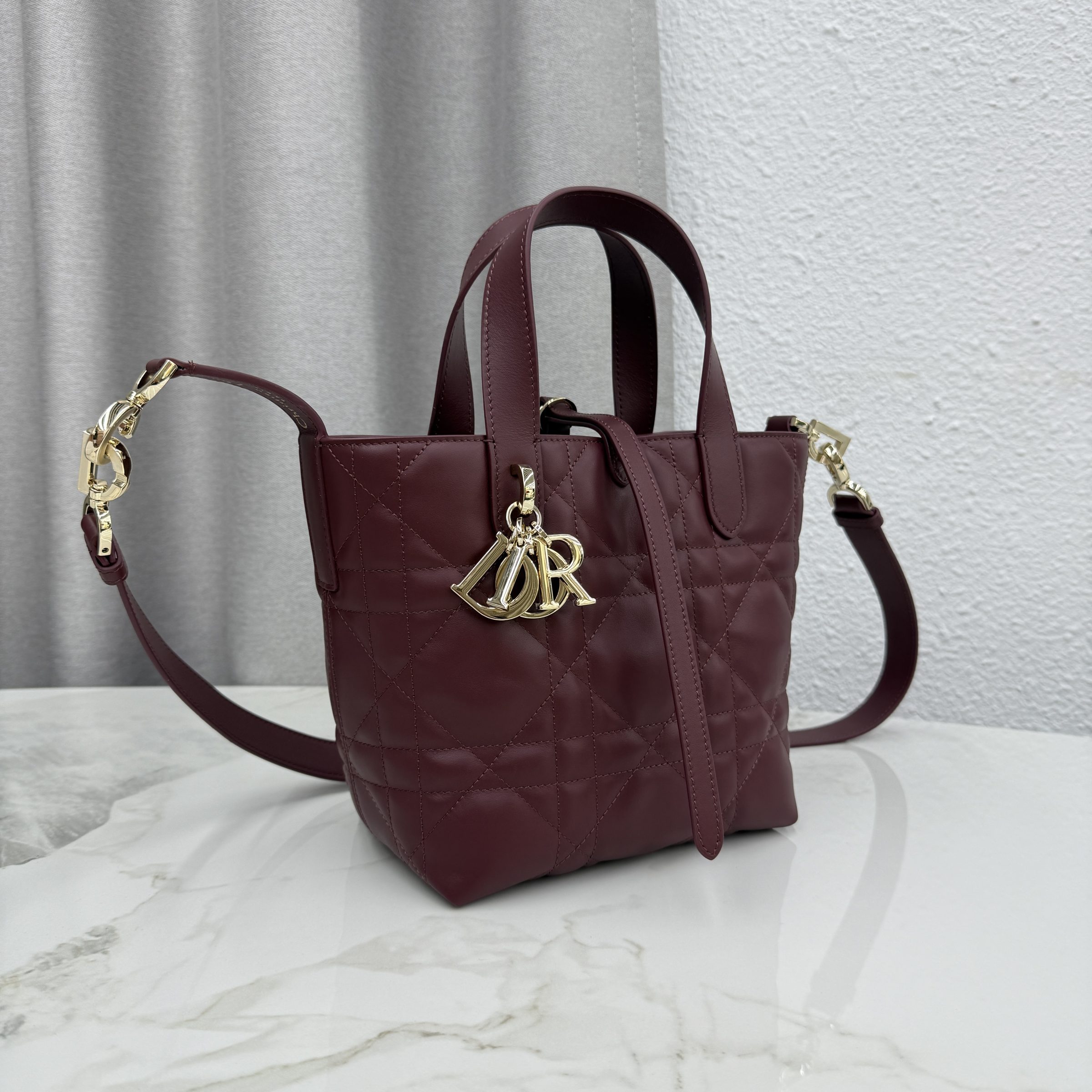 Dior Toujours Vertical cabas — réplique – Image 4