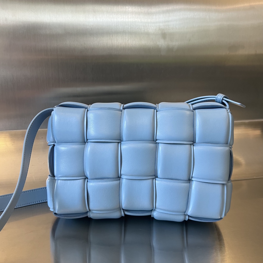 Bottega Veneta Cassette 2022 — réplique – Image 6