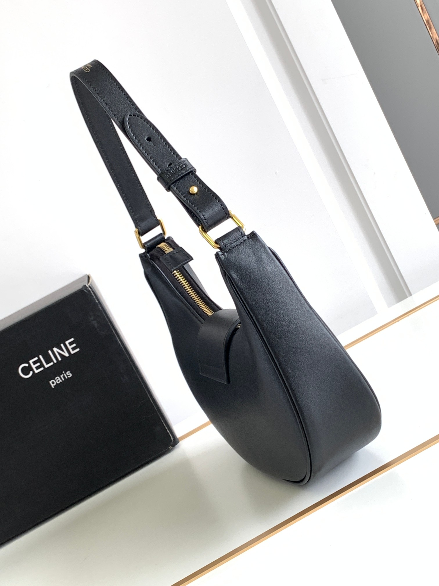 Celine moyen format Ava sac — réplique – Image 3