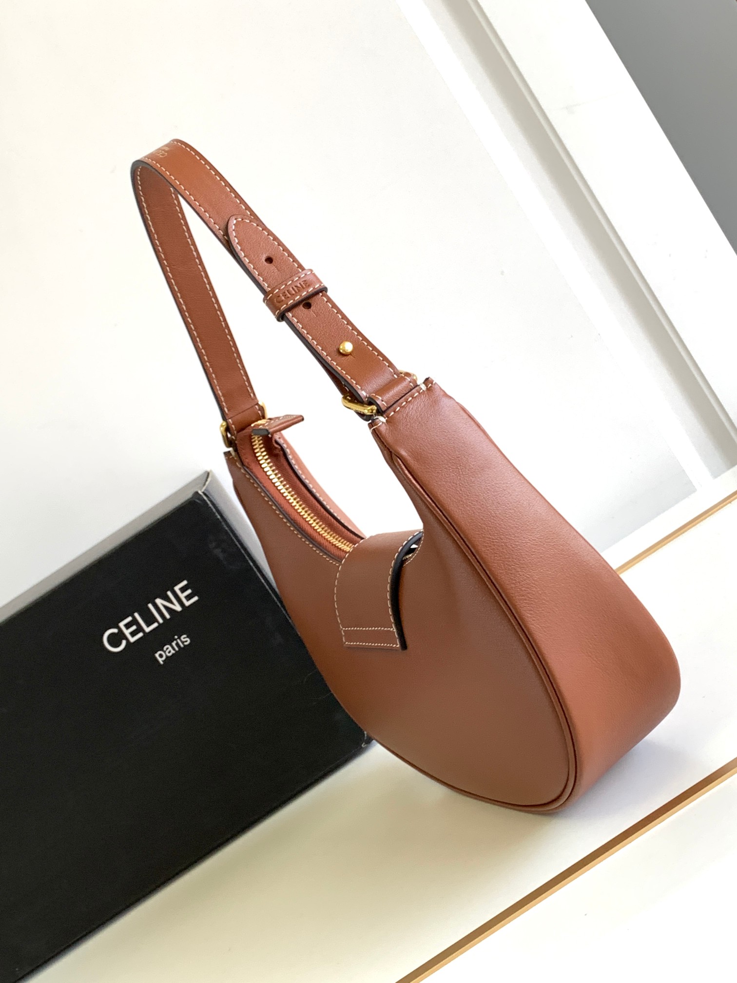 Celine moyen format Ava sac — réplique – Image 5