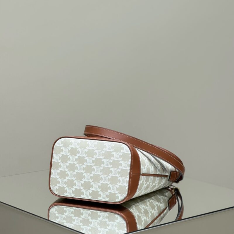 Celine Triomphe Bucket — réplique – Image 4