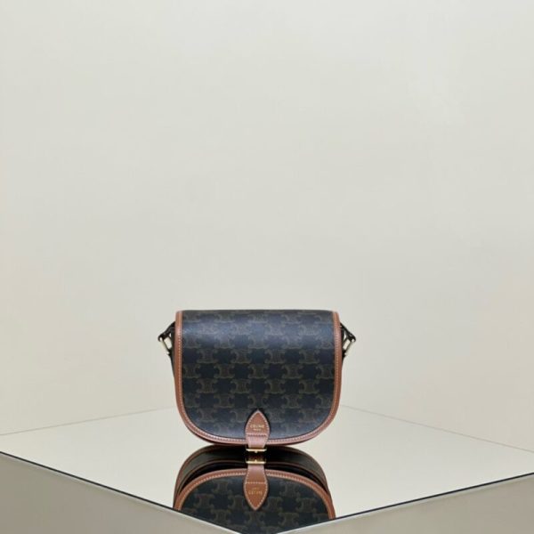 Celine Triomphe toile Folco — réplique
