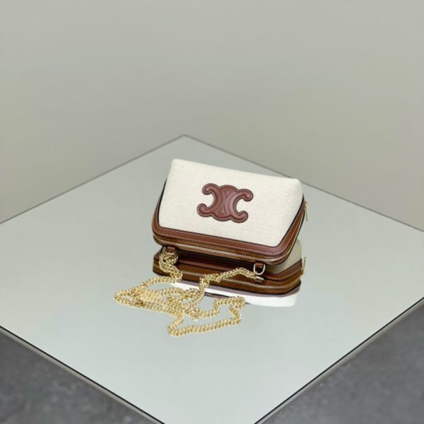 Celine Triomphe pochette — réplique