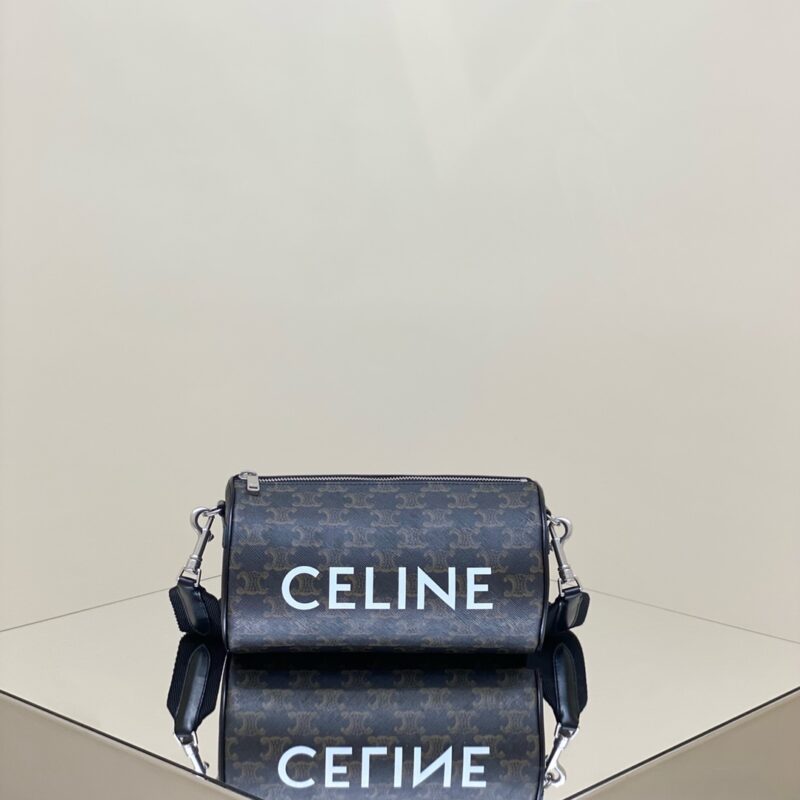 Celine Triomphe Cylindrical sac — réplique