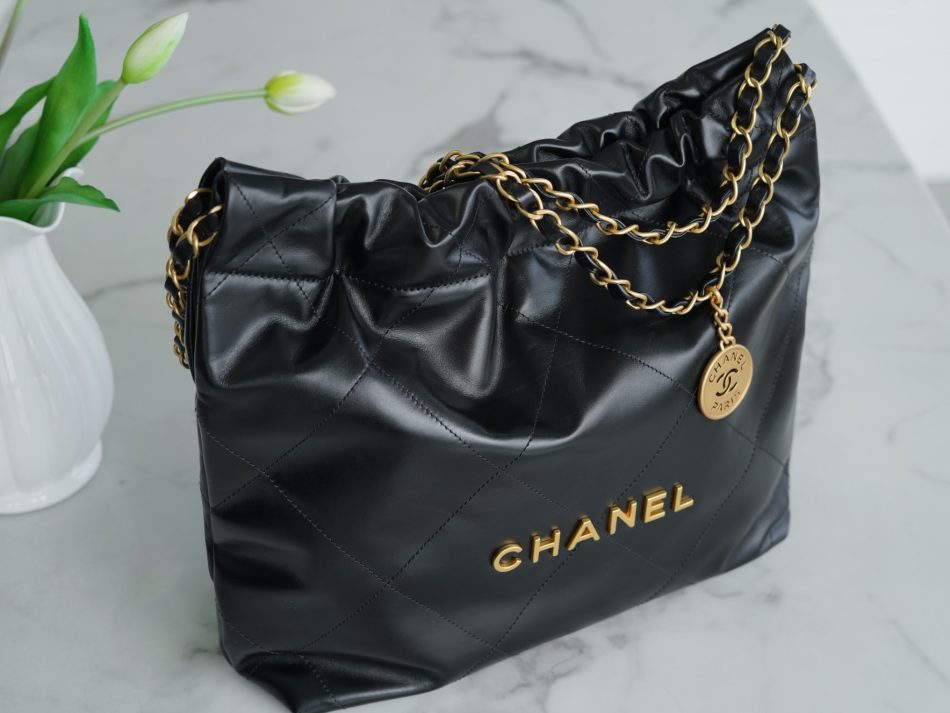 CHANEL 22 petit format Handbag noir — réplique – Image 25