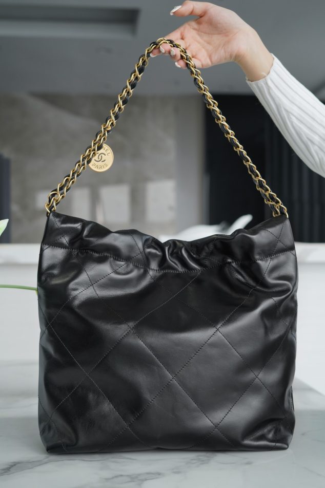 CHANEL 22 petit format Handbag noir — réplique – Image 15