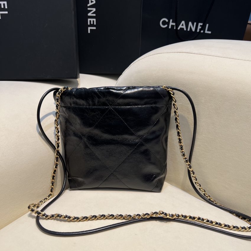 CHANEL 23s Mini Garbage sac noir — réplique – Image 3