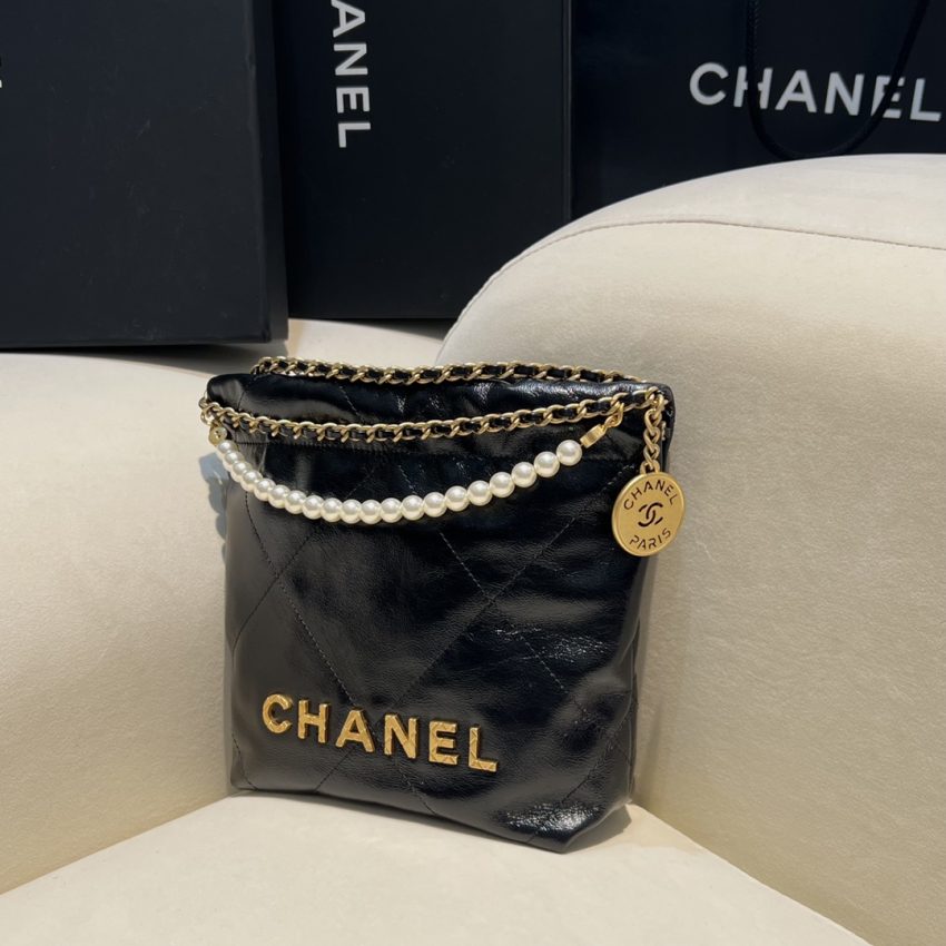 CHANEL 23s Mini Garbage sac noir — réplique – Image 5