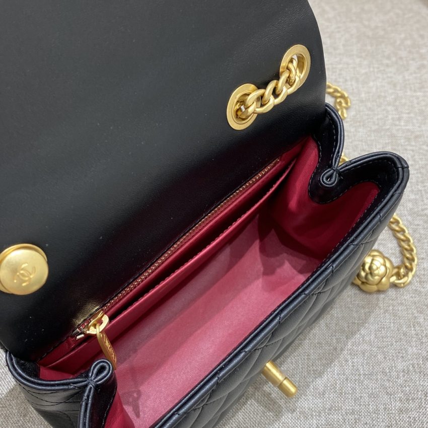 CHANEL Camellia Flap noir — réplique – Image 6