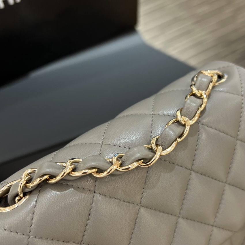 CHANEL Classic Flap 17cm gris — réplique – Image 6