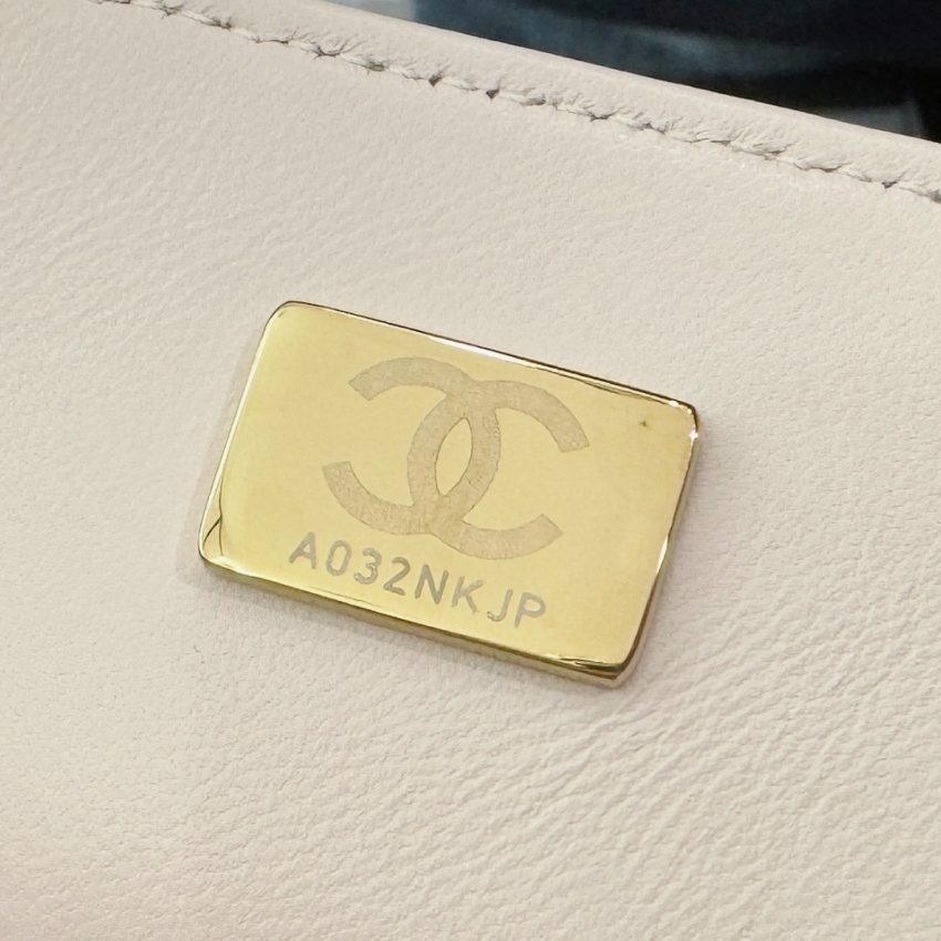 CHANEL Classic Flap 20cm Beige — réplique – Image 4