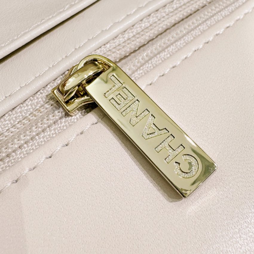 CHANEL Classic Flap 20cm Beige — réplique – Image 6