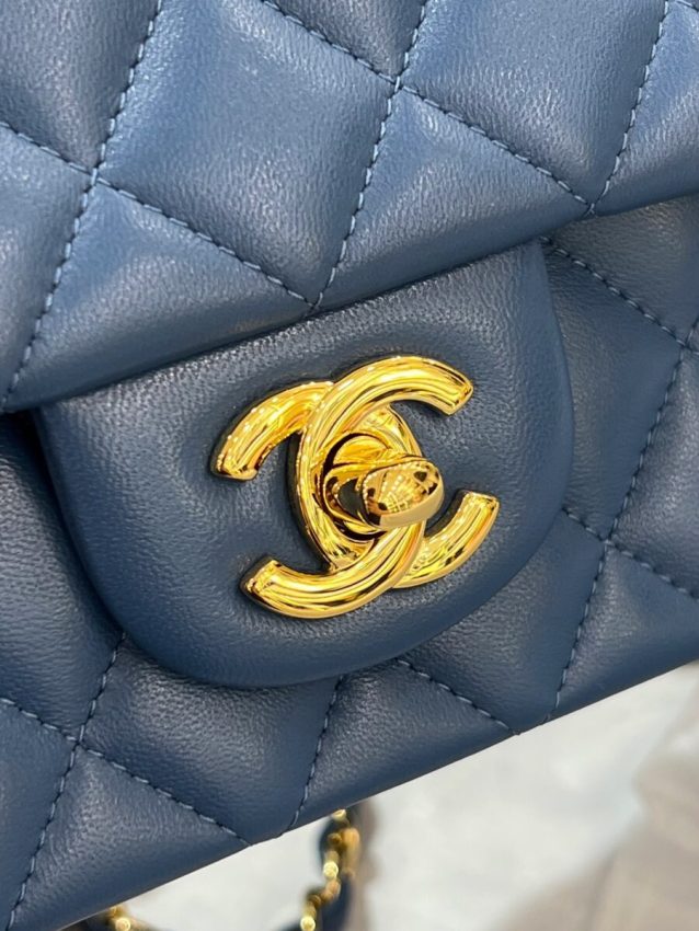 CHANEL Classic Flap 20cm bleu — réplique – Image 5
