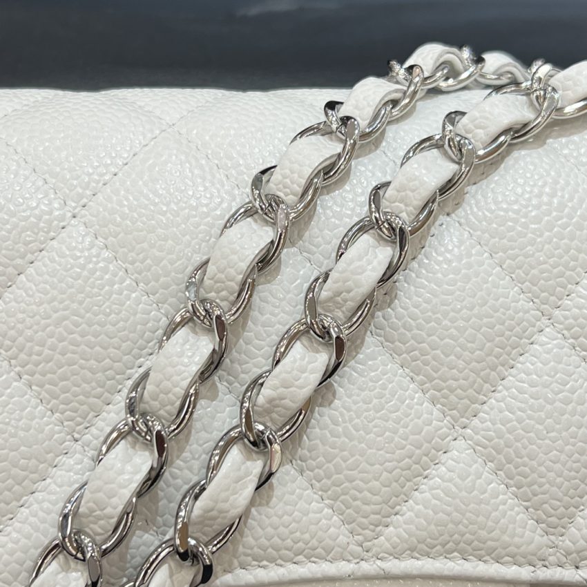 CHANEL Classic Flap 23cm blanc argenté — réplique – Image 7