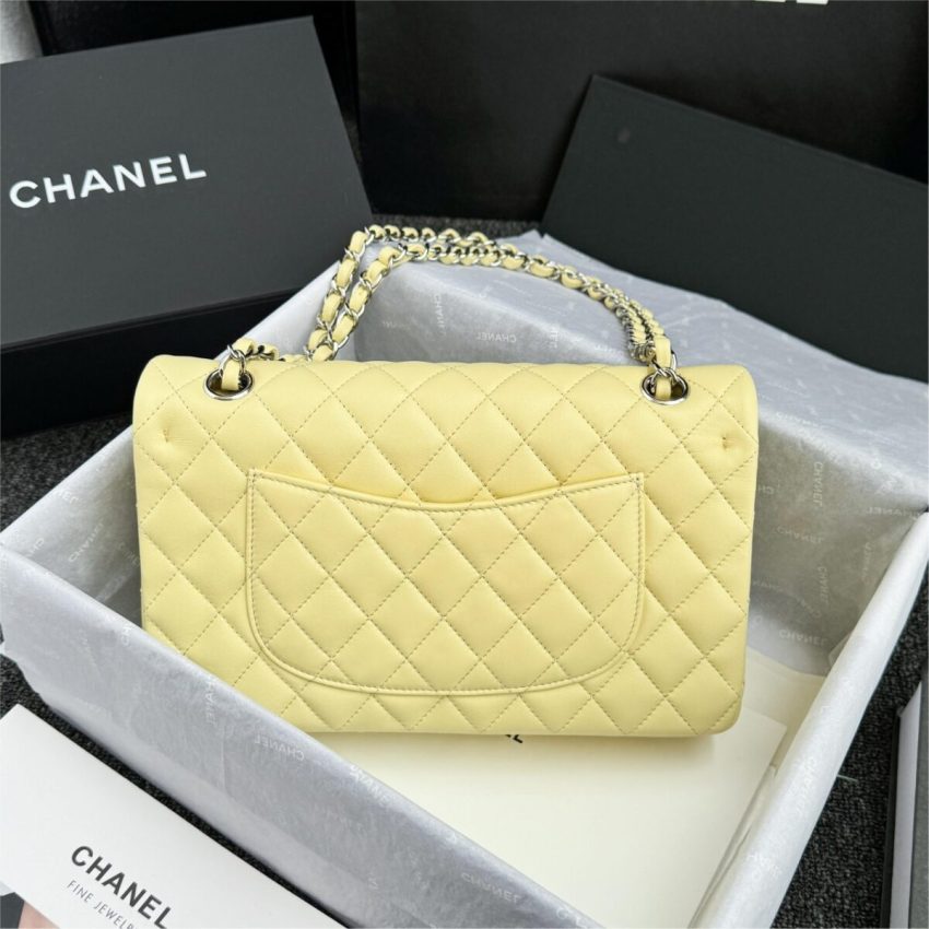 CHANEL Classic Flap 25cm jaune — réplique – Image 6