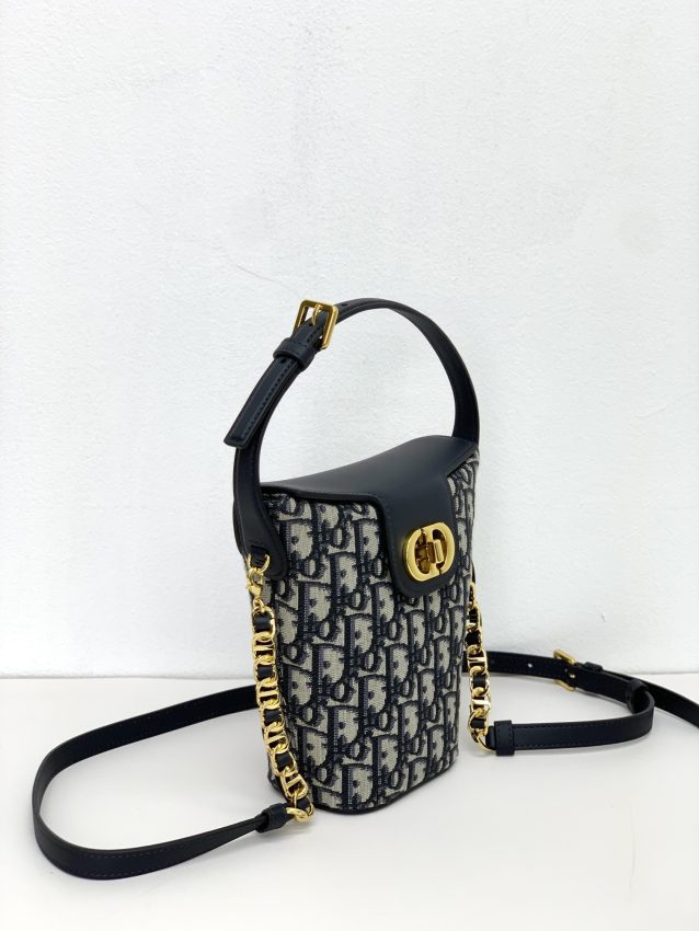 Sac 30 Montaigne à chaîne — réplique Dior – Image 7