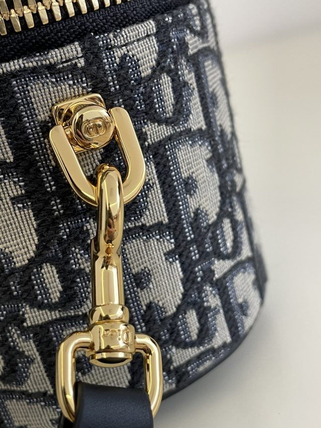 Dior Signature Vanity — réplique – Image 3