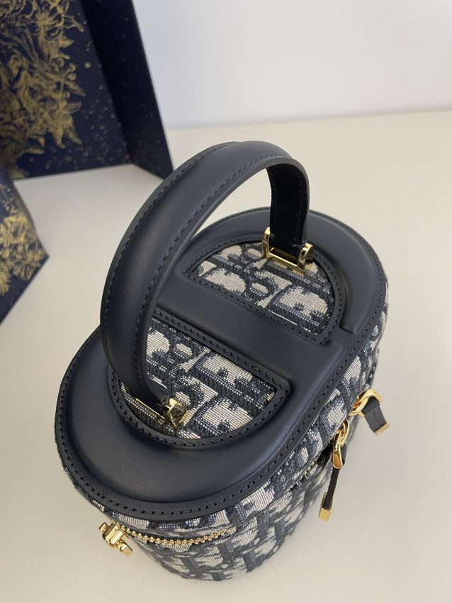 Dior Signature Vanity — réplique – Image 7