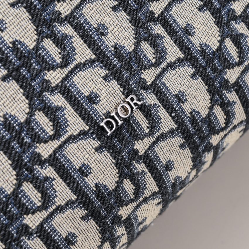 Dior Toiletry sac — réplique – Image 3