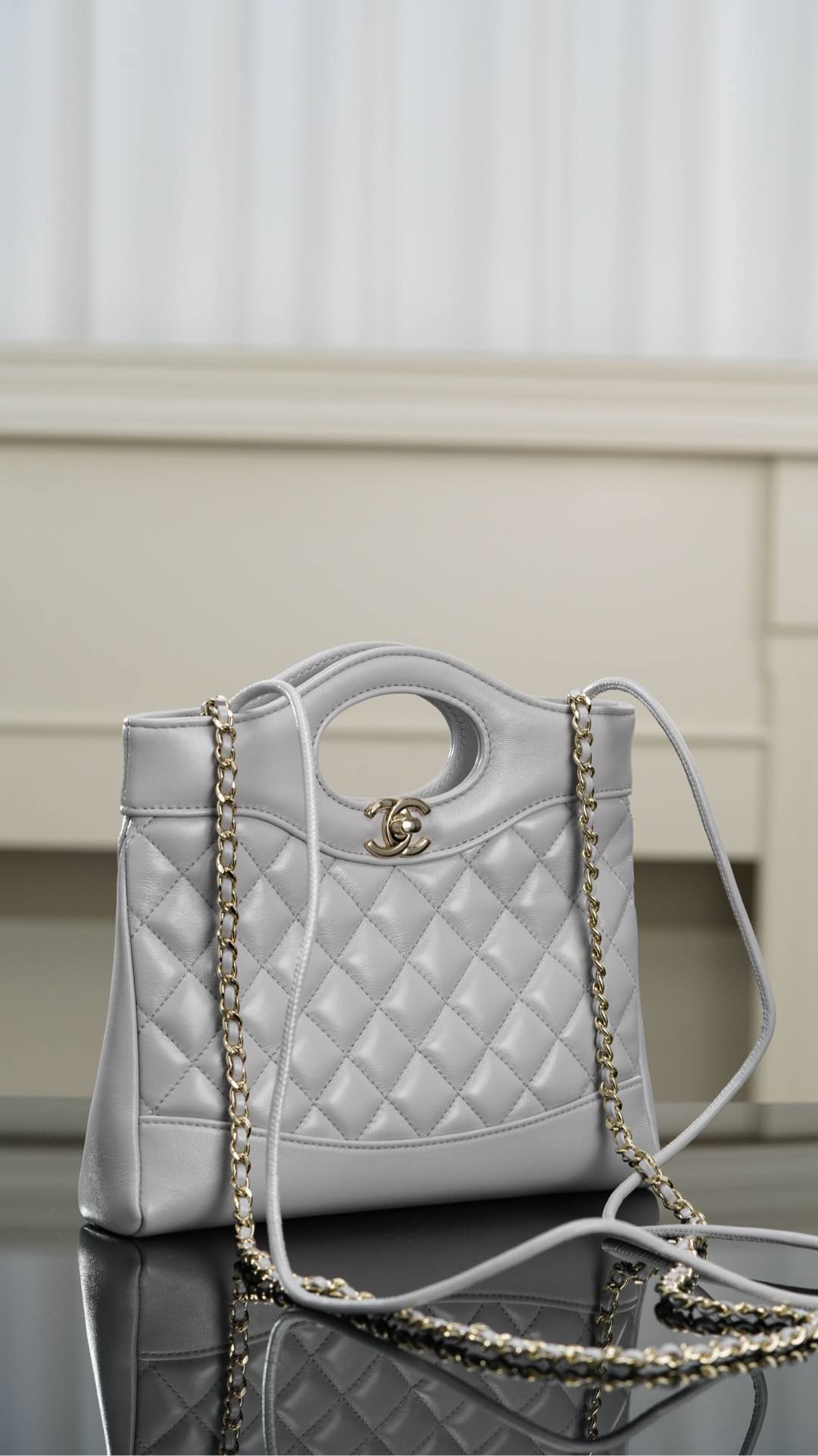 Chanel 24S 31 Mini cabas Elephant gris — réplique – Image 7