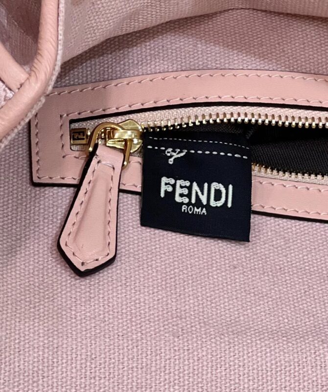 Fendi Baguette Ff rose — réplique – Image 5