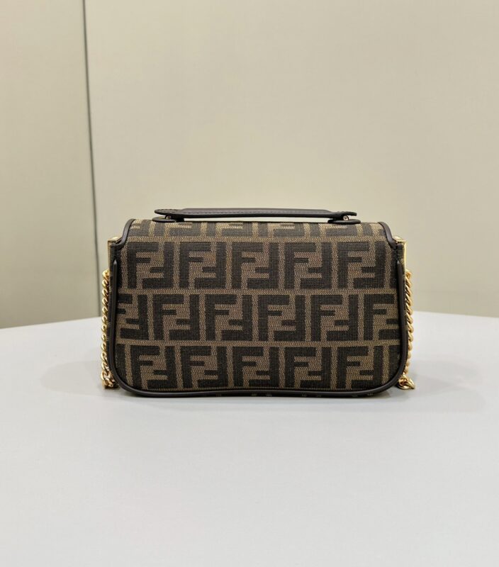 Fendi Baguette Sliding Chain Ff marron — réplique – Image 2