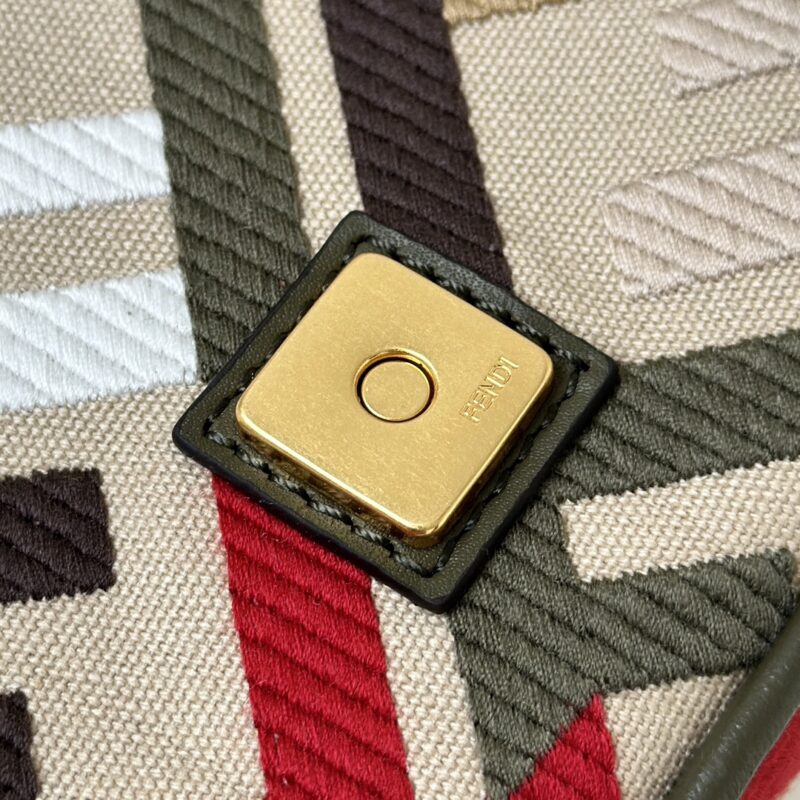 Fendi Baguette petit format Beige — réplique – Image 7