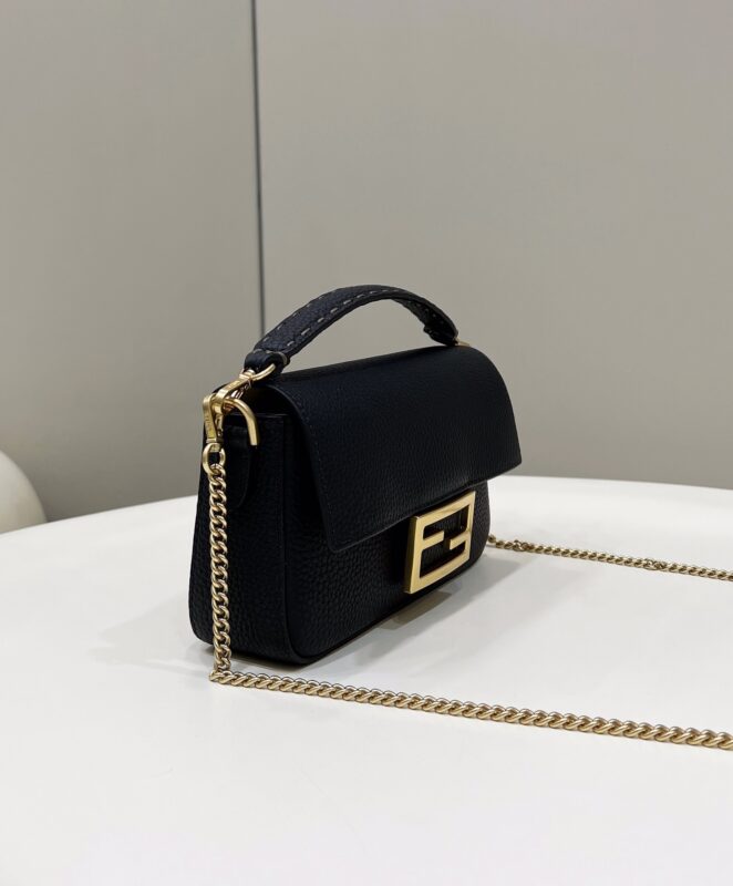 Fendi Baguette petit format noir — réplique – Image 3