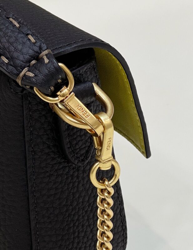 Fendi Baguette petit format noir — réplique – Image 6