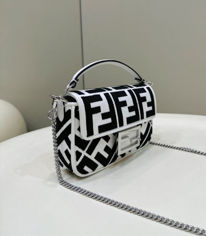 Fendi Baguette petit format blanc — réplique – Image 3