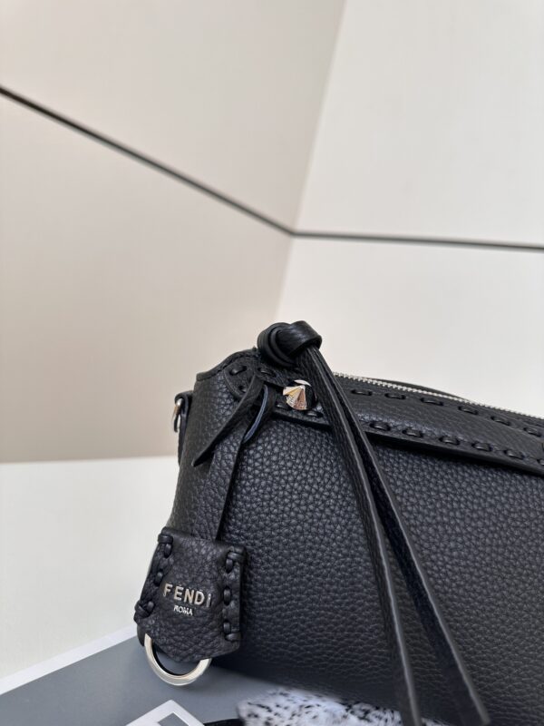 Fendi By The Way noir — réplique – Image 4