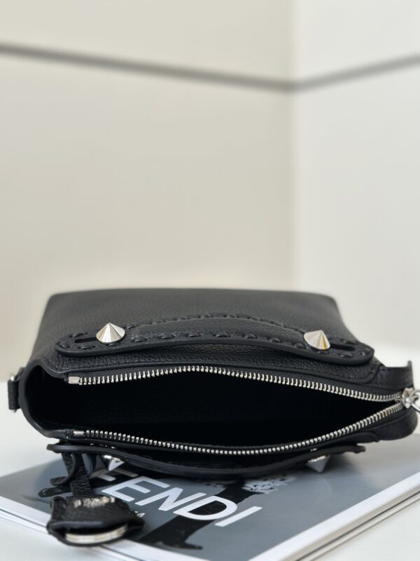 Fendi By The Way noir — réplique – Image 9