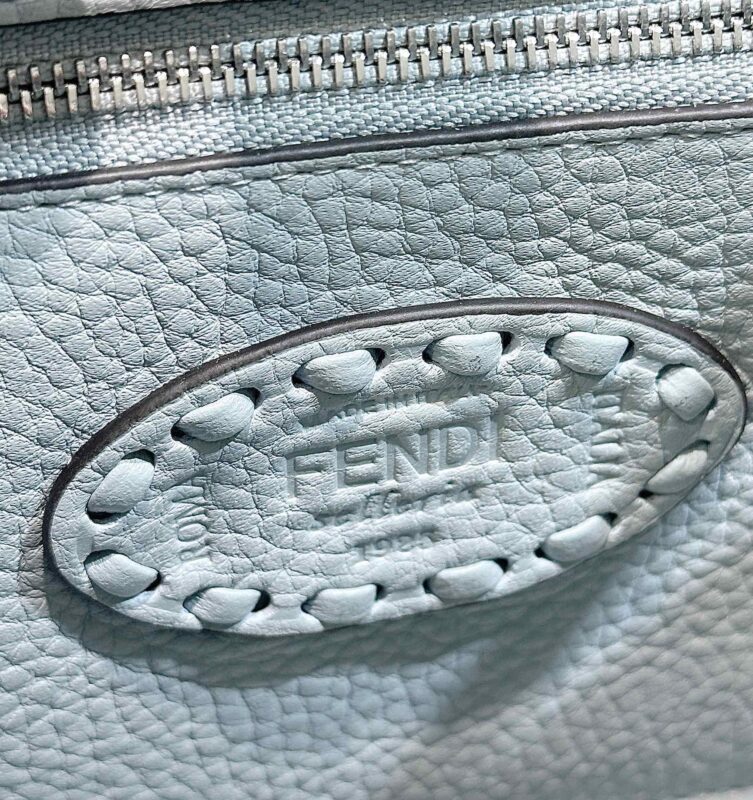 Fendi Peekaboo petit format bleu ciel — réplique – Image 6