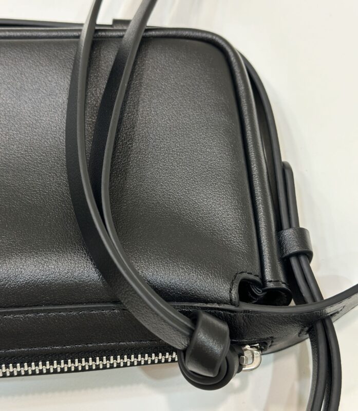 Fendi Simply noir — réplique – Image 7