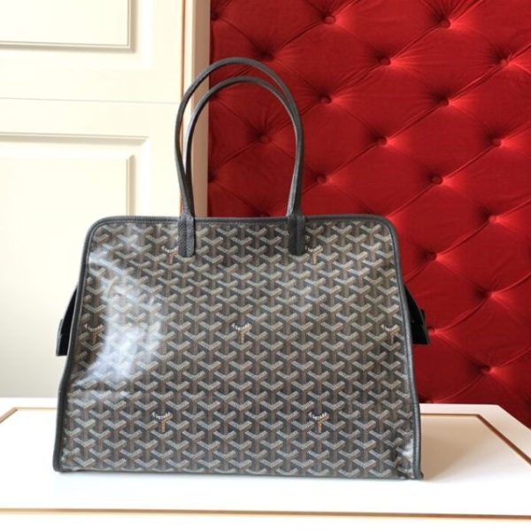 Goyard Hardy Pet Carrier — réplique