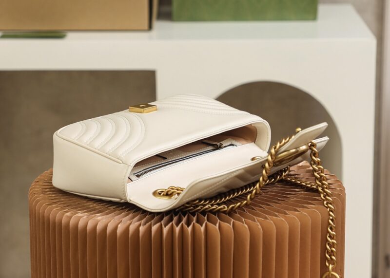 Gucci GG Marmont moyen format blanc — réplique – Image 10