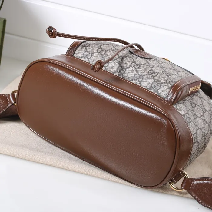 Gucci moyen format sac à dos avec Interlocking G — réplique – Image 7