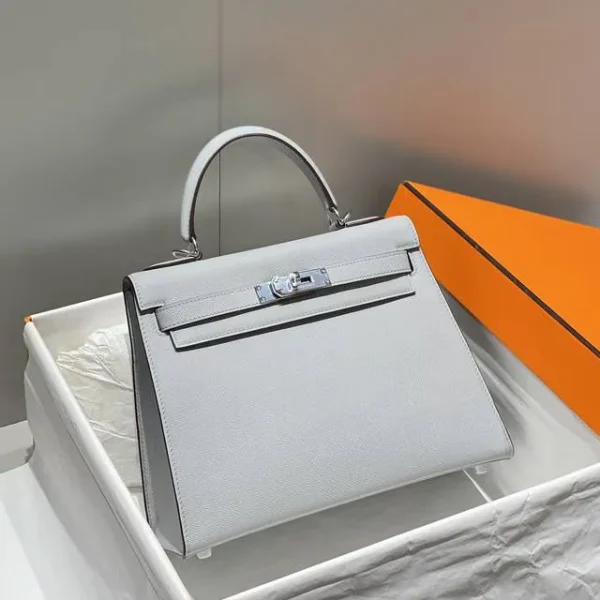 Hermès Kelly Seagull bleu — réplique