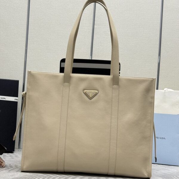 Prada Antique Nappa cabas — réplique