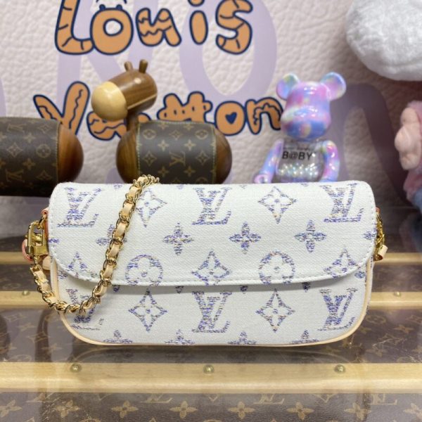 Louis Vuitton portefeuille On Chain Ivy blanc — réplique