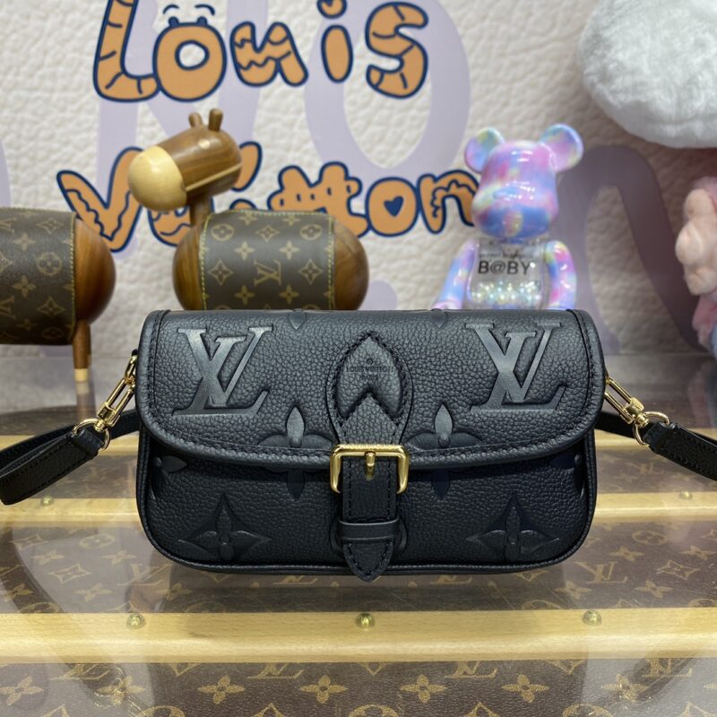 Louis Vuitton Nano Diane noir — réplique