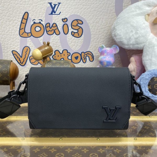Louis Vuitton Takeoff besace noir — réplique