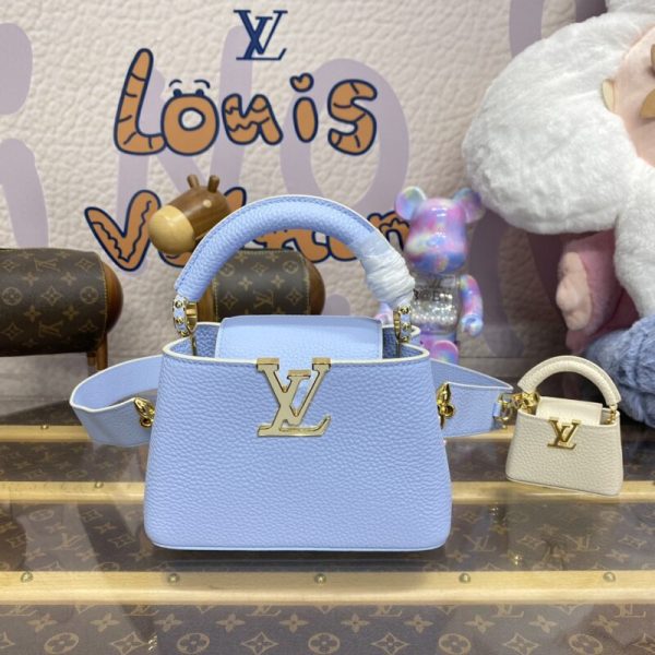 Loius Vuitton Capucines bleu clair — réplique