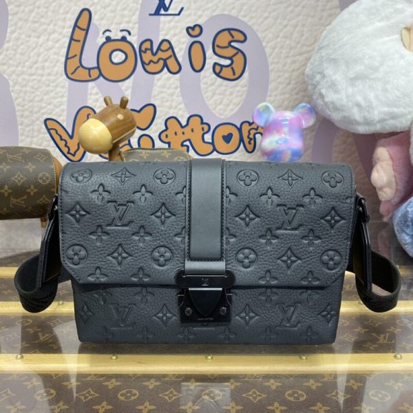 Louis Vuitton S — réplique