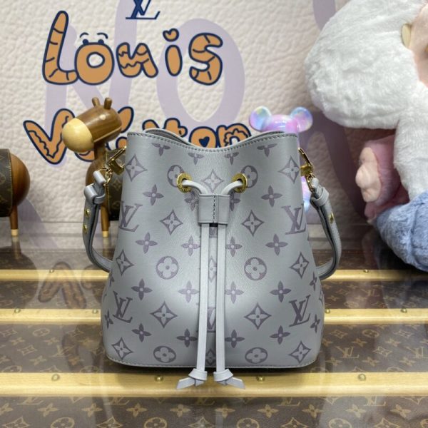 Louis Vuitton Neonoe Bb argenté — réplique
