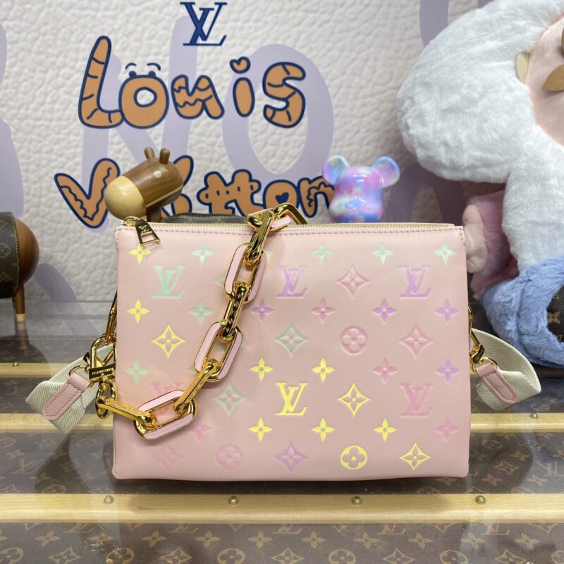 Louis Vuitton Coussin rose — réplique