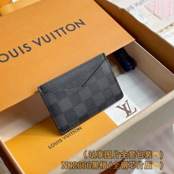 Louis Vuitton porte-cartes noir Grid — réplique
