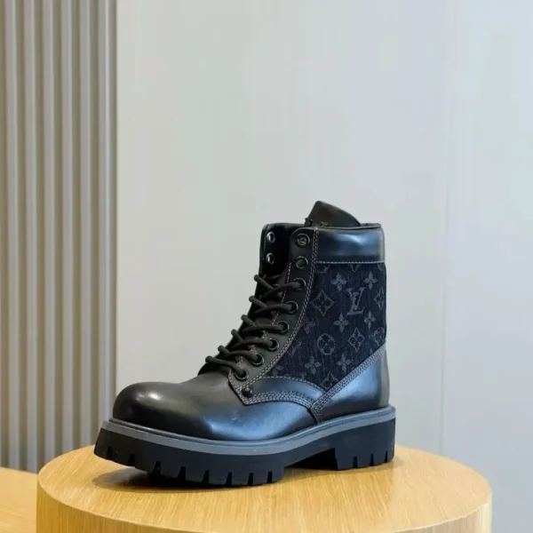 Bottes Louis Vuitton Ranger — réplique