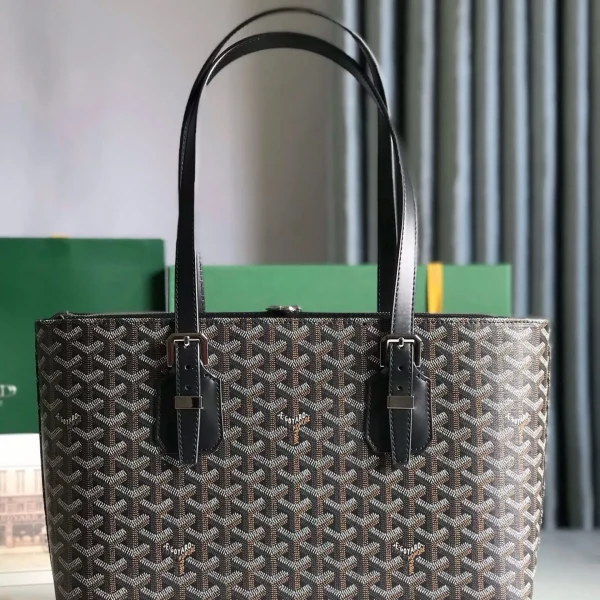 Modèle Goyardine Sac Marie Galante MM coloris noir — réplique